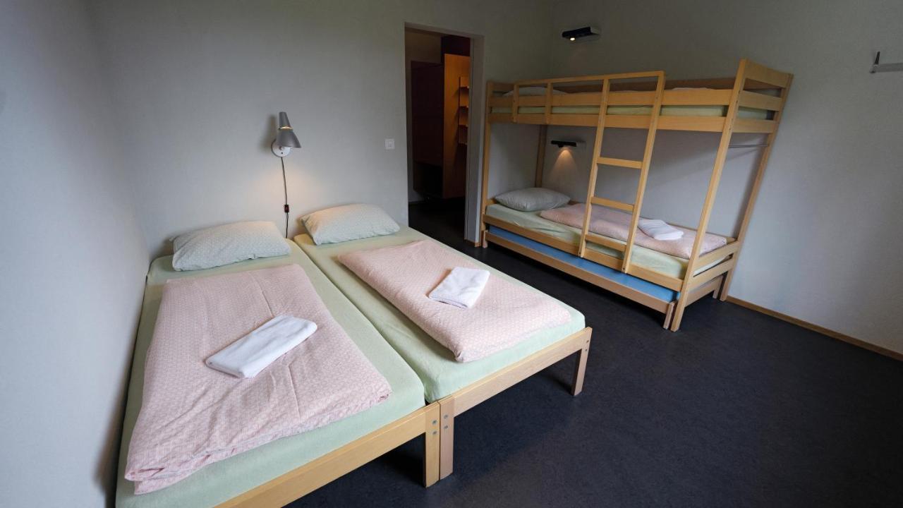 Valbella-Lenzerheide Youth Hostel Buitenkant foto