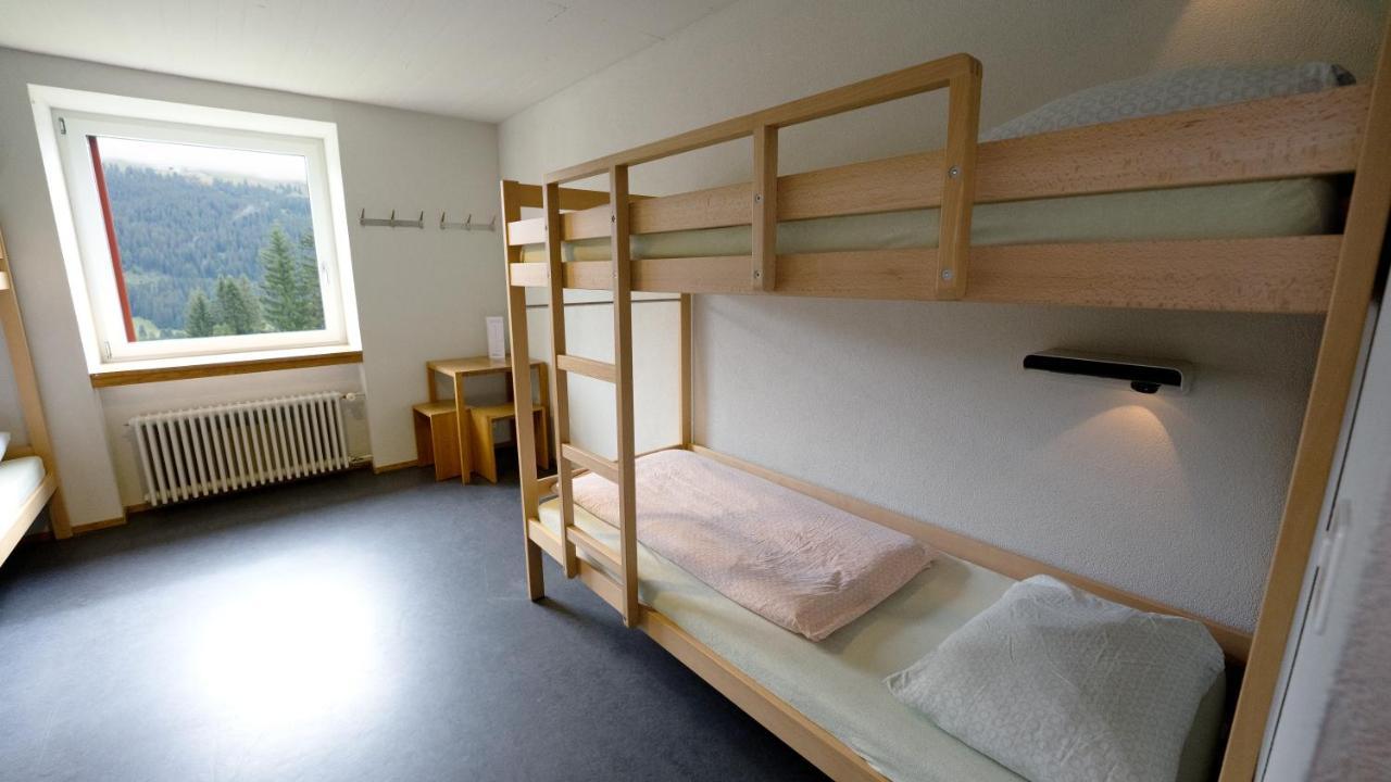 Valbella-Lenzerheide Youth Hostel Buitenkant foto