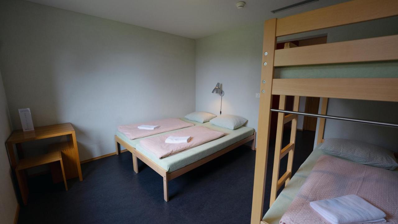Valbella-Lenzerheide Youth Hostel Buitenkant foto