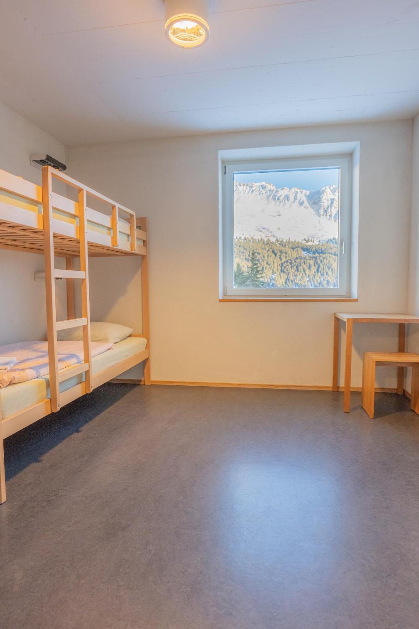 Valbella-Lenzerheide Youth Hostel Buitenkant foto