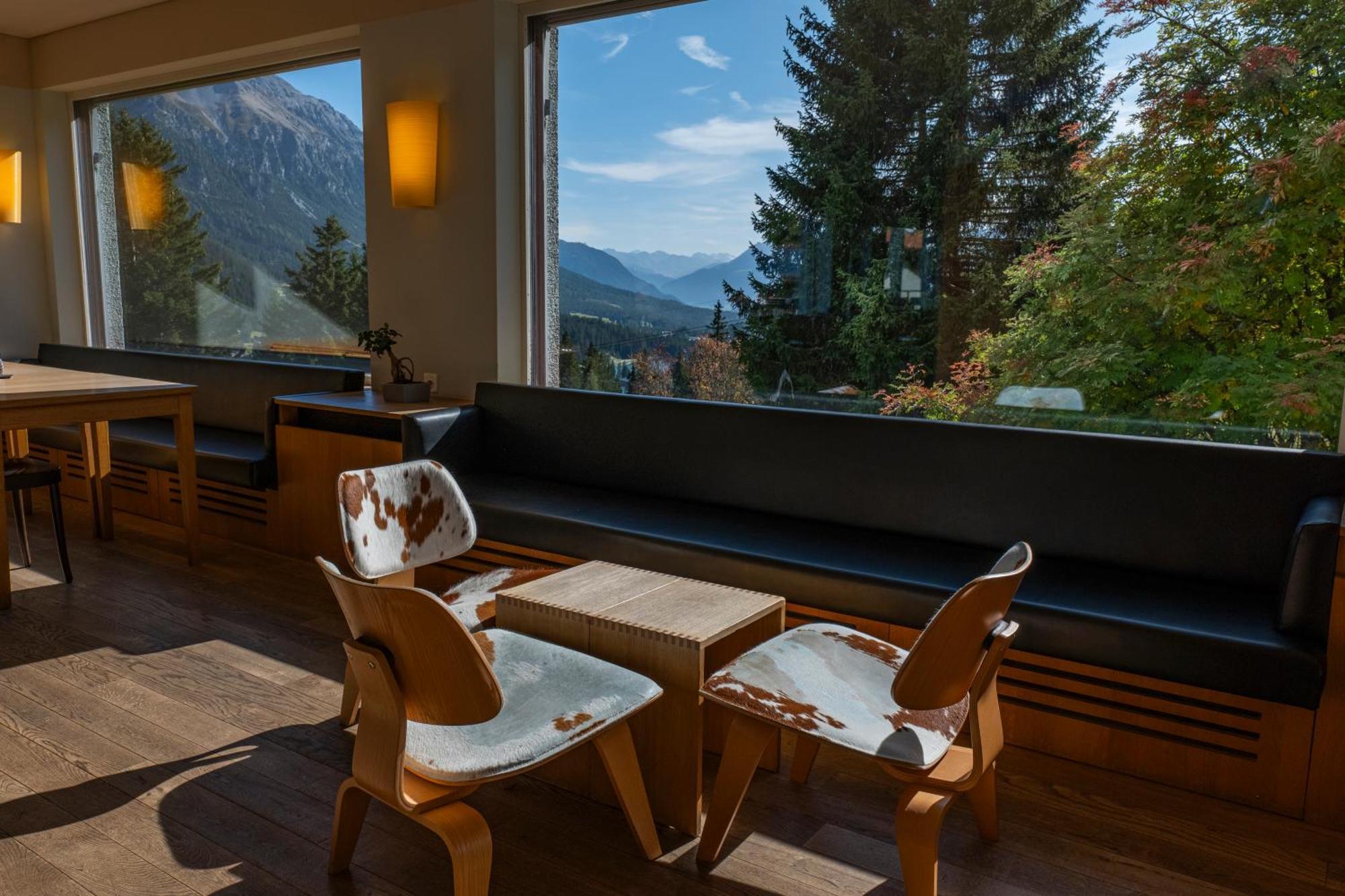 Valbella-Lenzerheide Youth Hostel Buitenkant foto