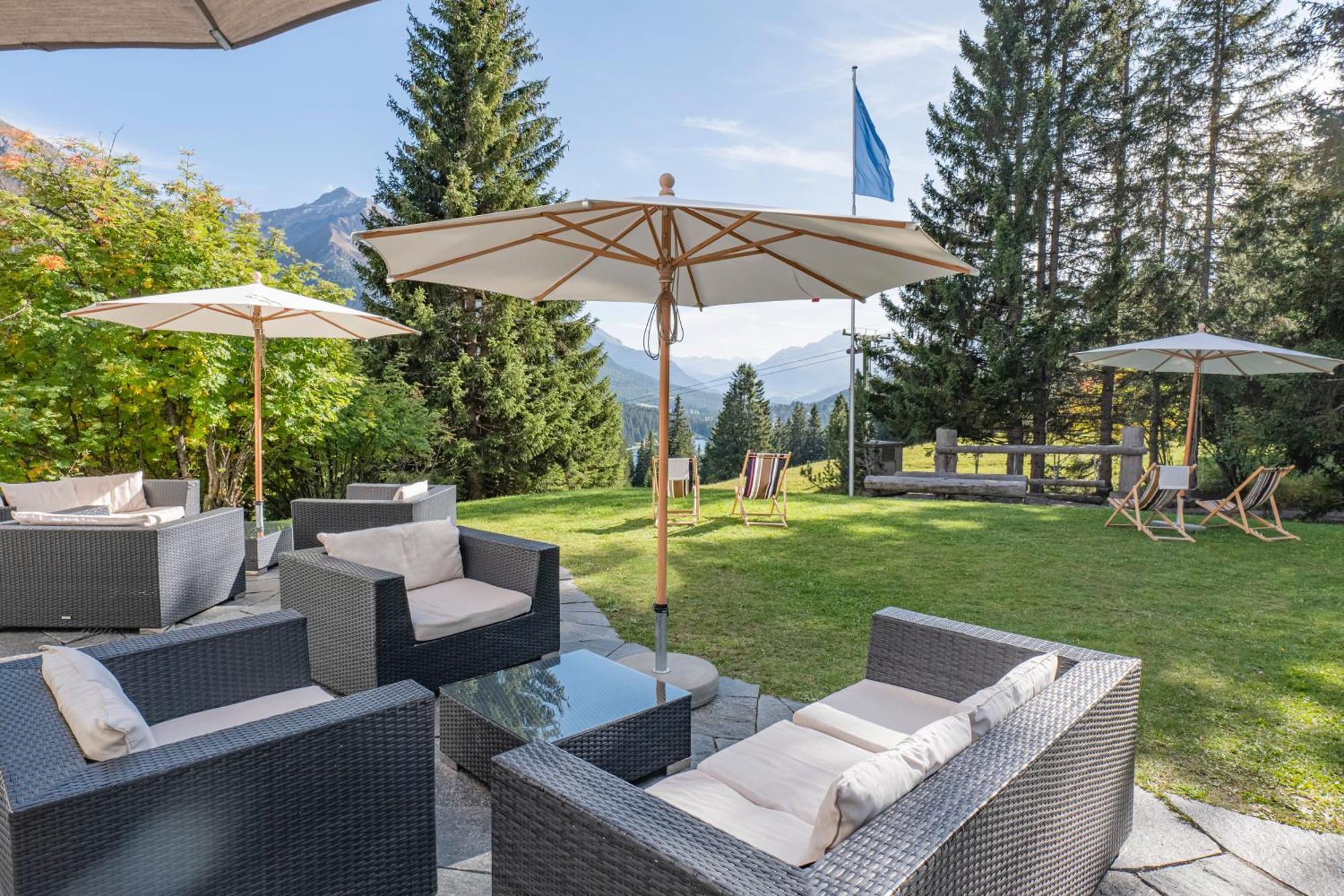 Valbella-Lenzerheide Youth Hostel Buitenkant foto